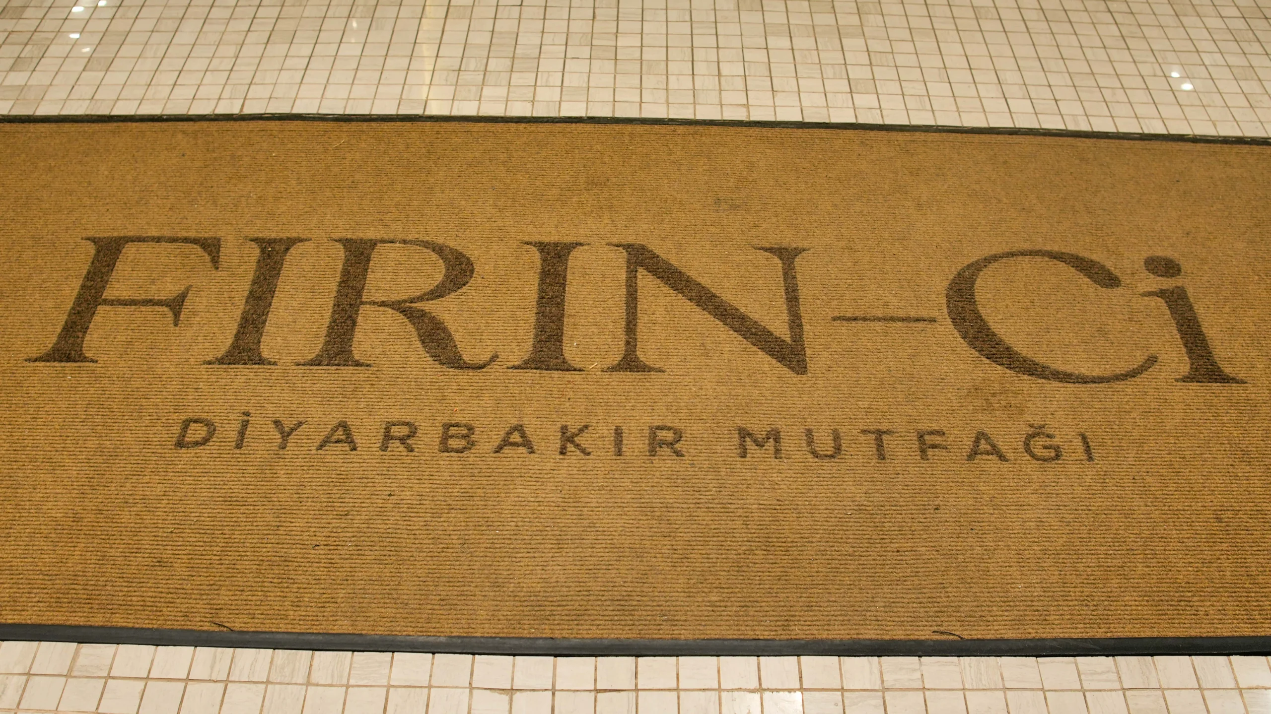 fırın-ci batma şubesi iç mekan ndo mimarlık